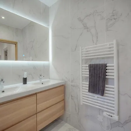 Superb Flat With 2 Bedrooms Near Palais Croisette 3p2 Cannes