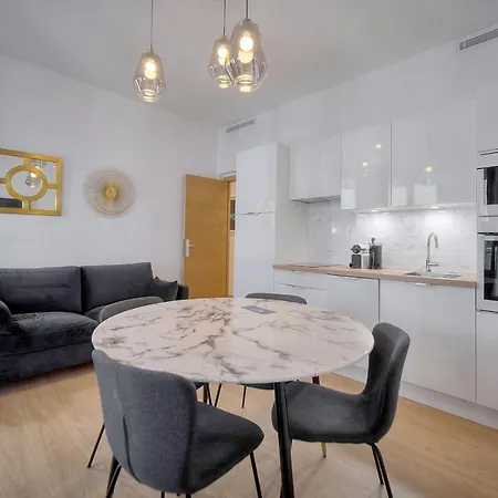 Superb Flat With 2 Bedrooms Near Palais Croisette 3p2 Apartment